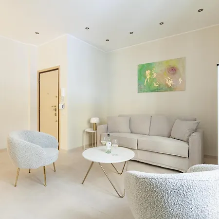 Hostly-the Happya Charme Apartman