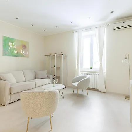 Apartmán Hostly-the Happya Charme Řím